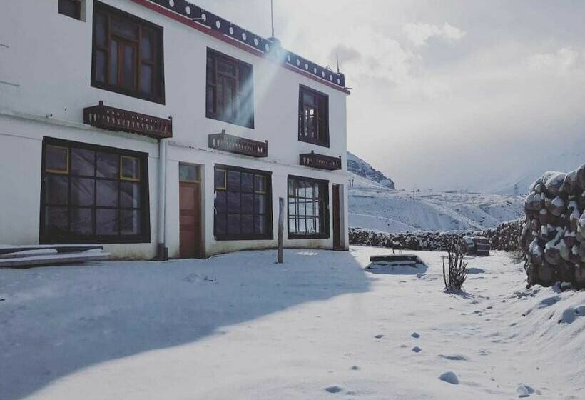 Moustache Kaza Spiti   Hostel
