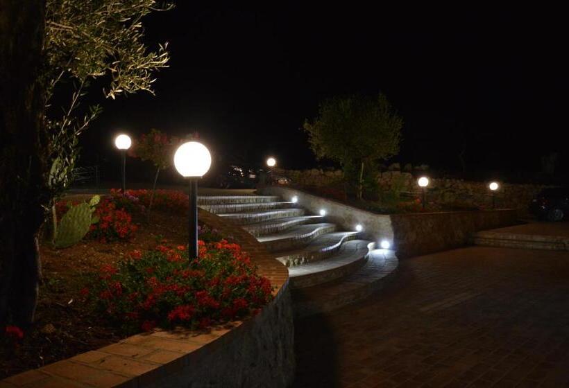 Azienda Agrituristica Carida