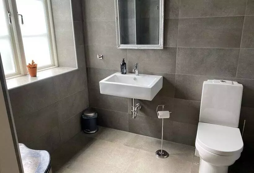 Bed and Breakfast Brohuspark