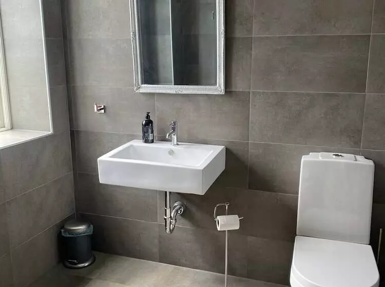 Bed and Breakfast Brohuspark