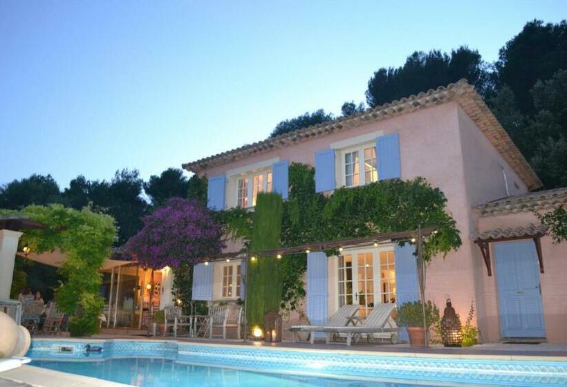 Bed and Breakfast Le Mas Des Cigales