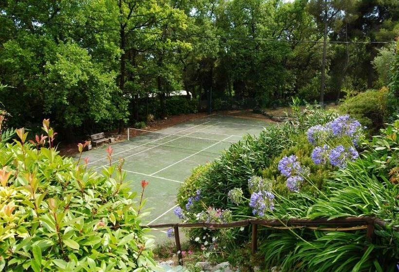 Bed and Breakfast Le Mas Des Cigales