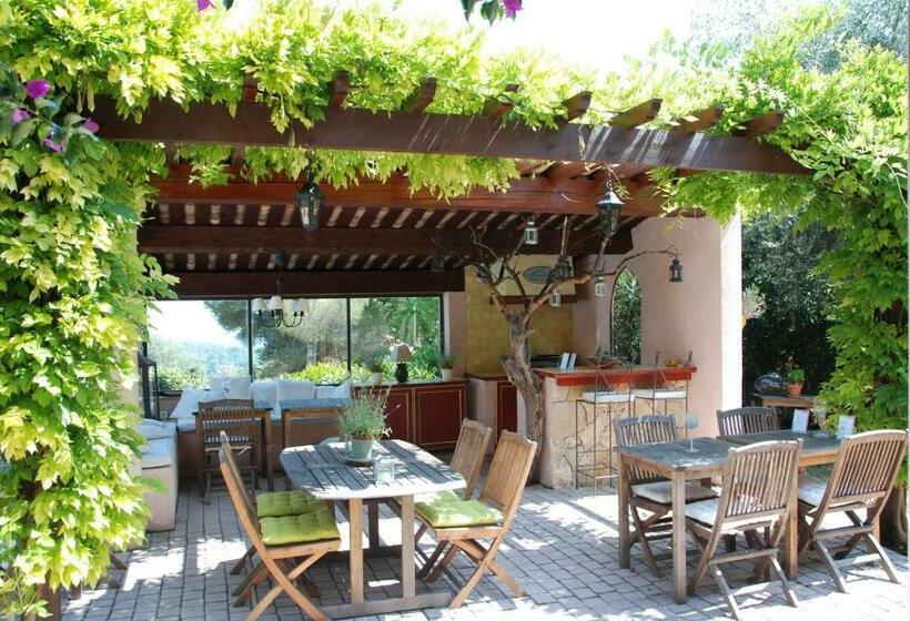 Bed and Breakfast Le Mas Des Cigales