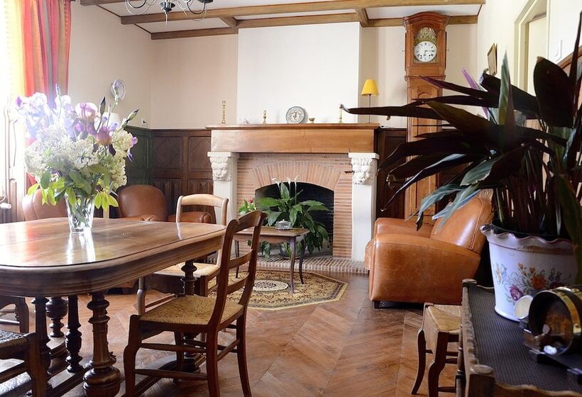 مبيت وإفطار Le Vieux Noyer