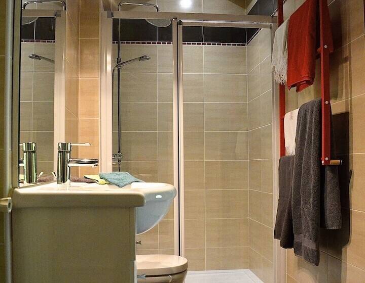 مبيت وإفطار Le Vieux Noyer