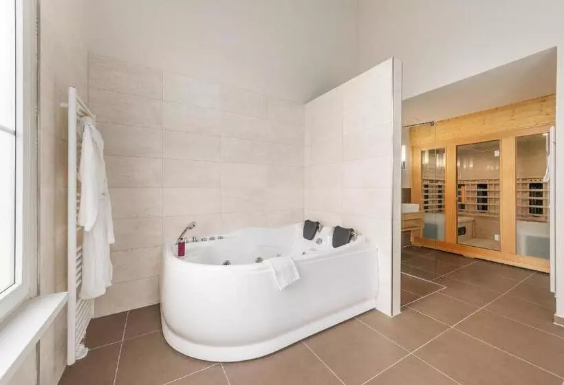 Hotelli Center Parcs Sauerland Winterberg Medebach