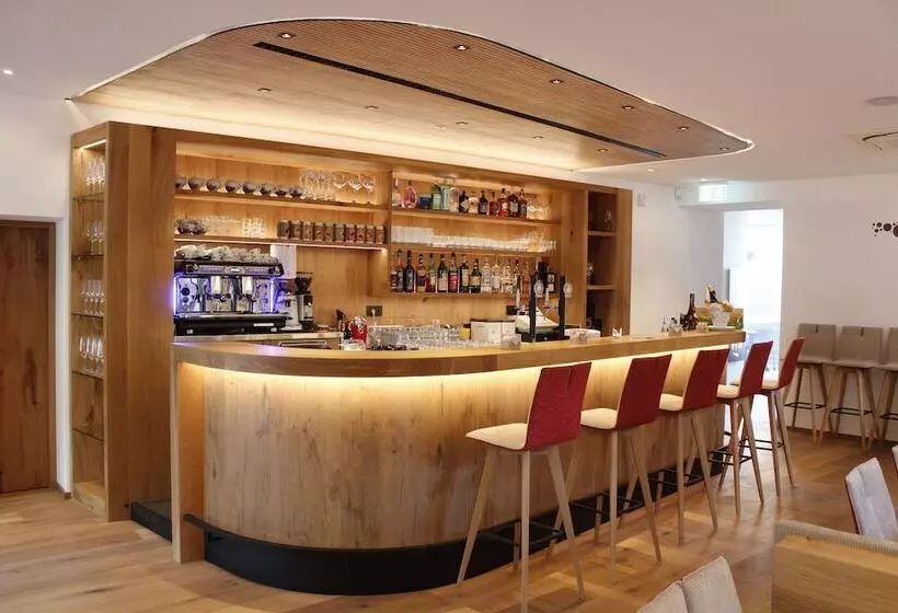 ホテル Gasthof Zum Hirschen Margreid