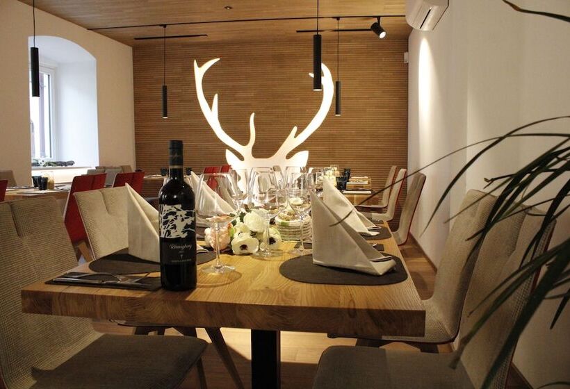 Отель Gasthof Zum Hirschen Margreid