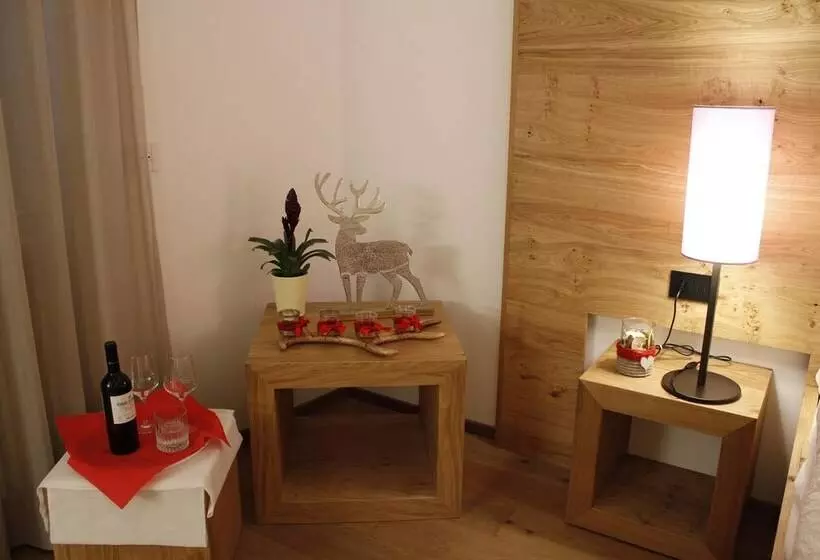 ホテル Gasthof Zum Hirschen Margreid