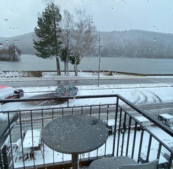 ホテル Hôtel Restaurant La Bonne Hôtesse