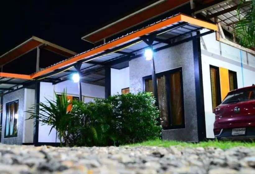هتل Khun Naparn Resort