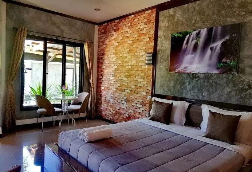 هتل Khun Naparn Resort