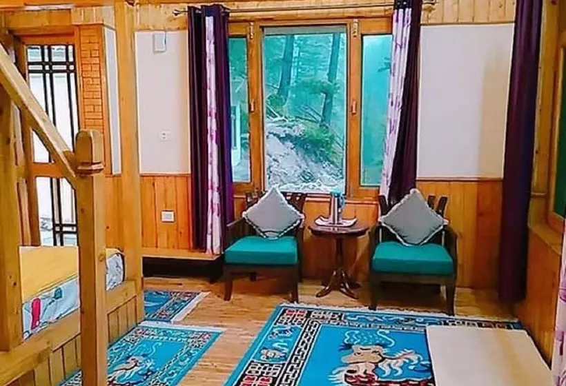 هتل Majestic View Cottages