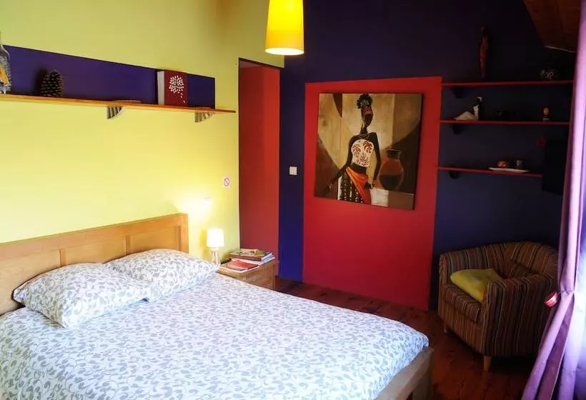 Hotelli Péniche Le Défi