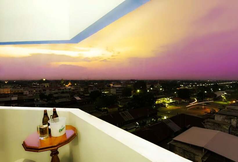 Roseinn Hotel Taphanhin