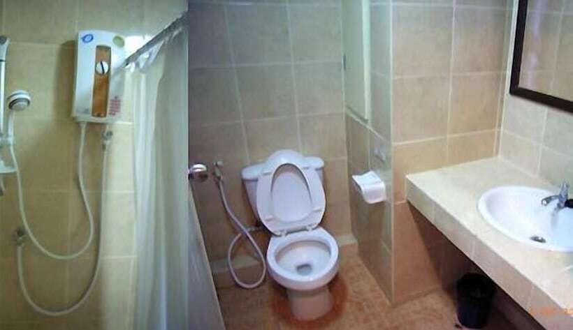 Roseinn Hotel Taphanhin