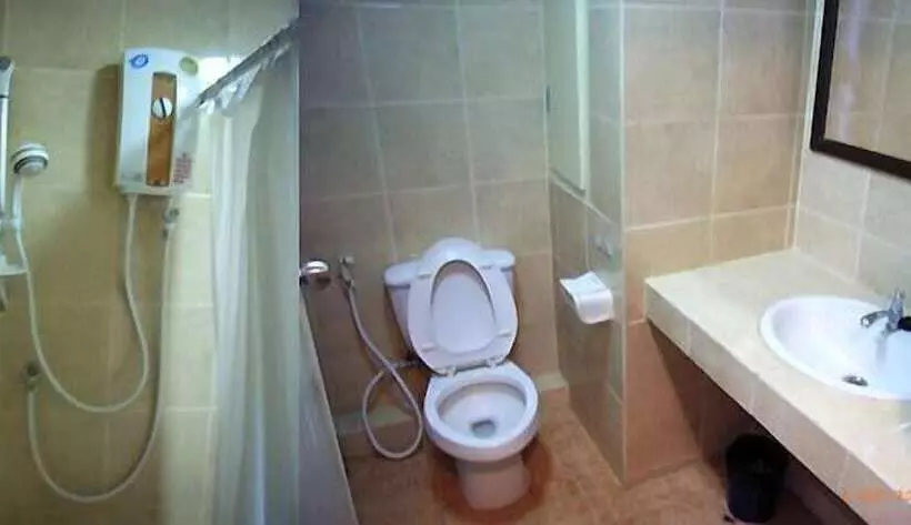 Roseinn Hotel Taphanhin