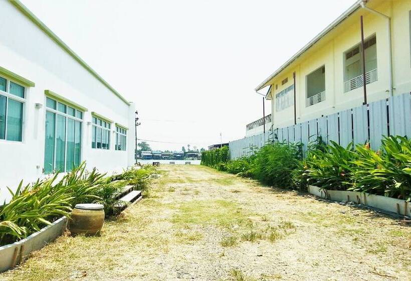 酒店 Ruenlookmai Resort