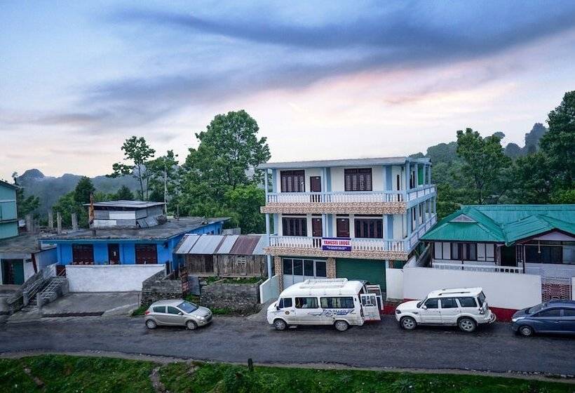 בית מלון כפרי Treebo Trip Yangsel