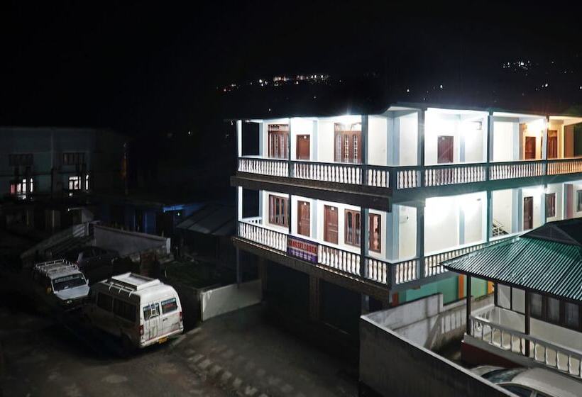 בית מלון כפרי Treebo Trip Yangsel