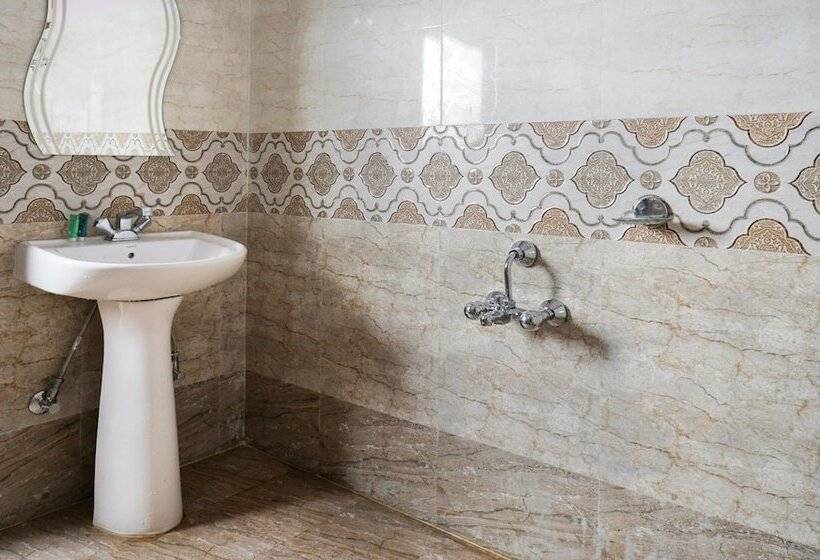 בית מלון כפרי Treebo Trip Yangsel