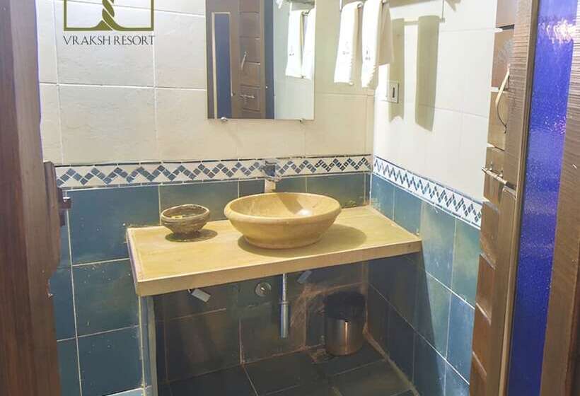 Отель Vraksh Resort