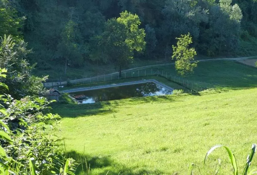 B&b Lanterna Delle Fate Cascina Piemontese And Pool For Exclusive Use