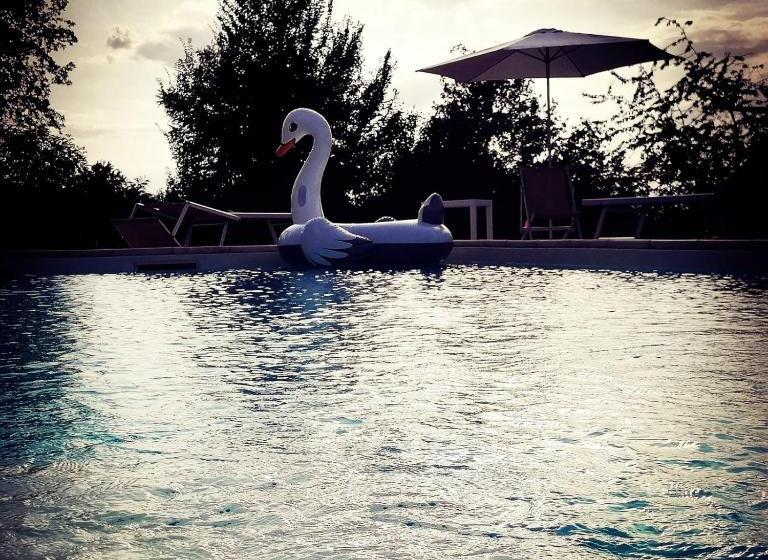 B&b Lanterna Delle Fate Cascina Piemontese And Pool For Exclusive Use