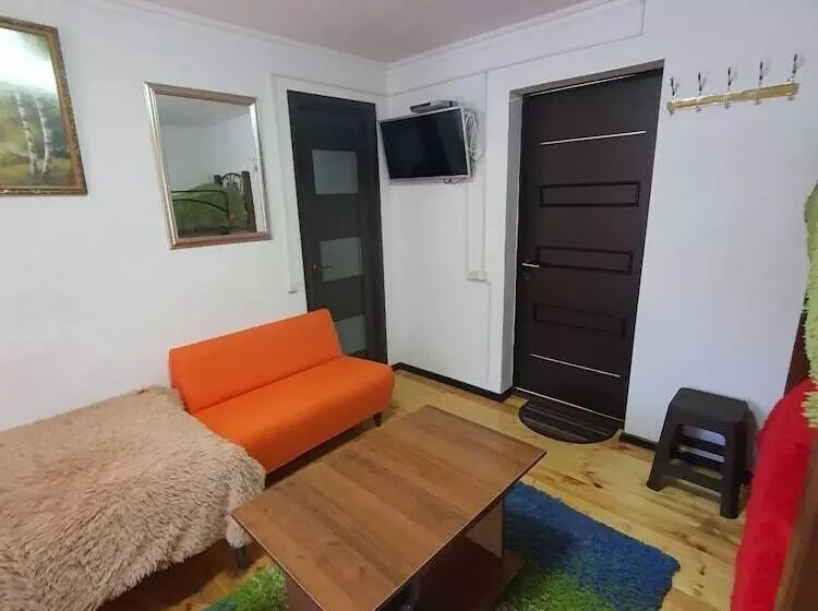 ペンション Arkhiz City Guest House