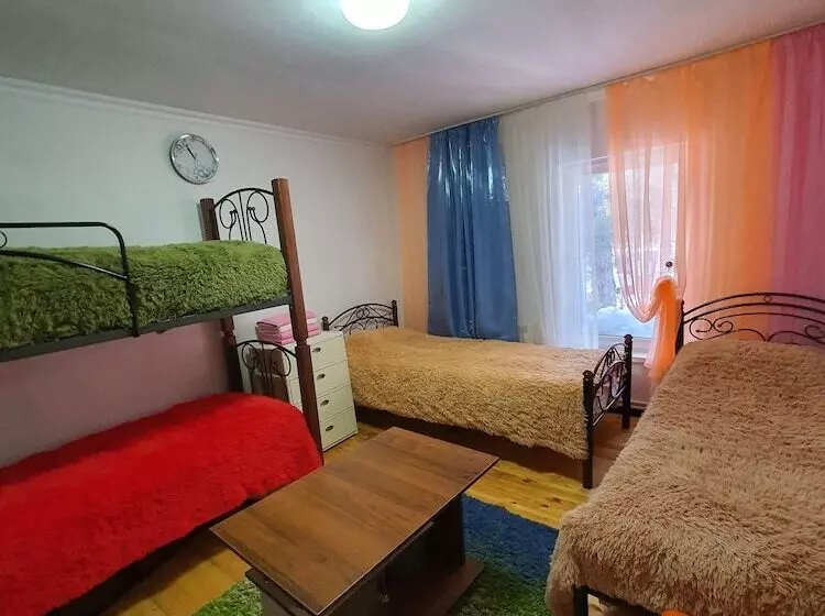 ペンション Arkhiz City Guest House