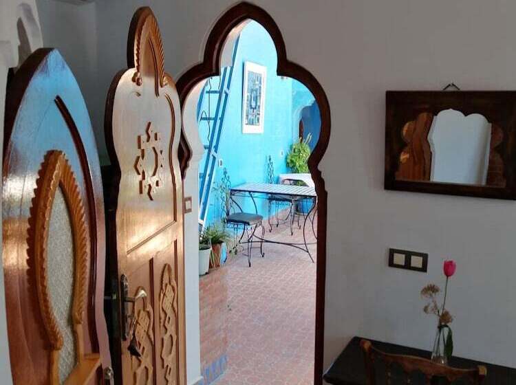 بنسيون Casa Sabila