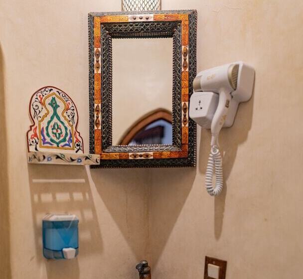 بنسيون Casa Sabila