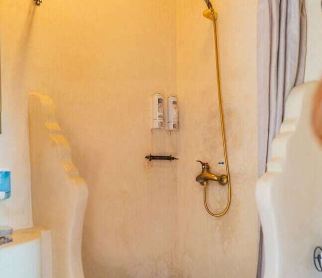 بنسيون Casa Sabila