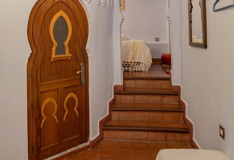 بنسيون Casa Sabila