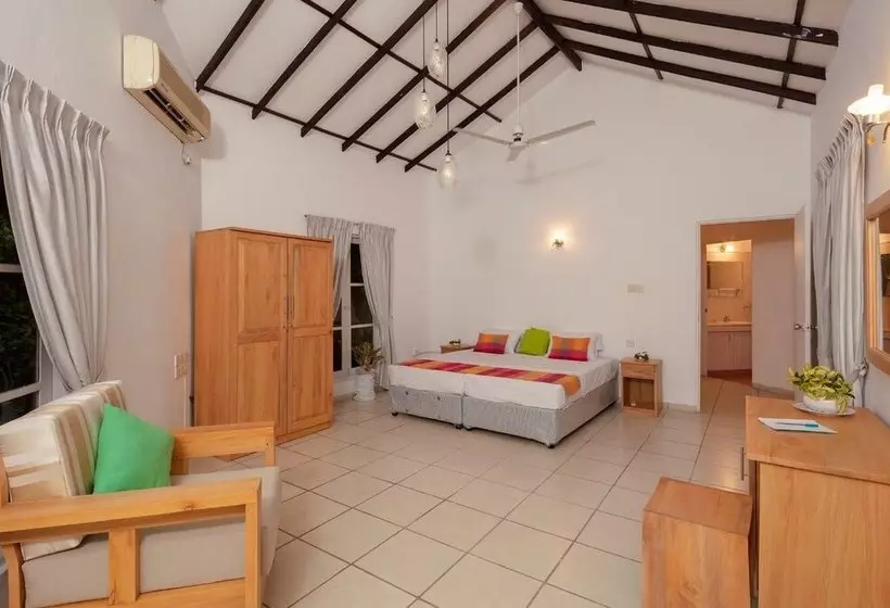 پانسیون White Villa