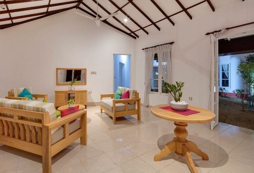 ペンション White Villa