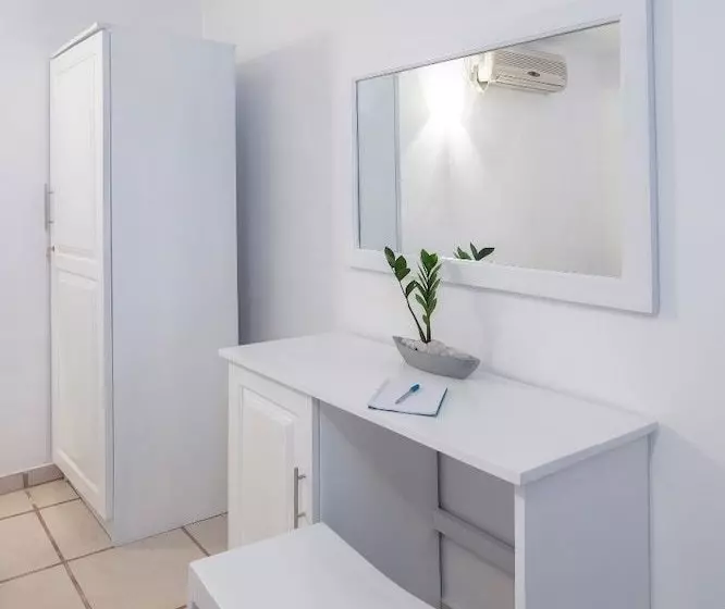 پانسیون White Villa