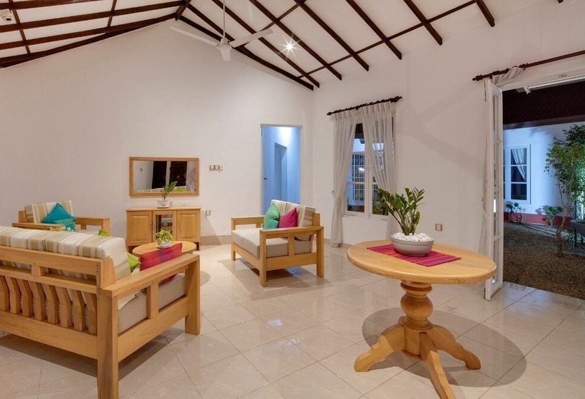 ペンション White Villa