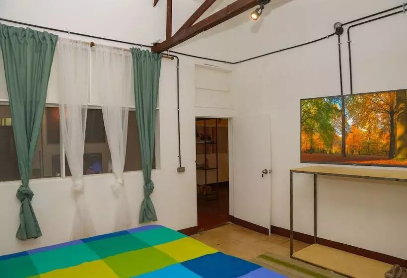 ペンション Yaku Eco House