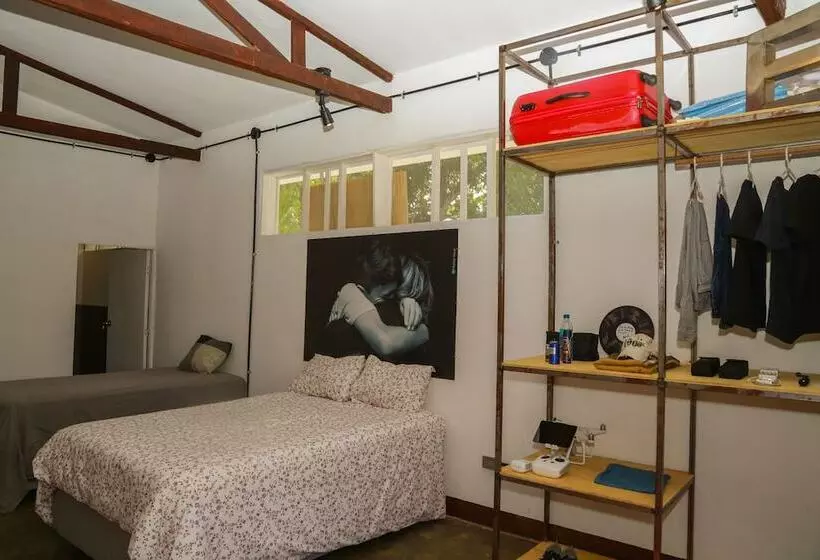 ペンション Yaku Eco House
