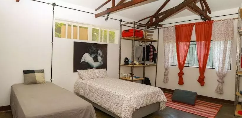 ペンション Yaku Eco House