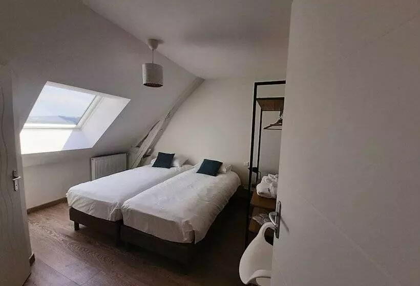 Aamiaismajoitus (B&B) Le Feneau Maison D Hôtes