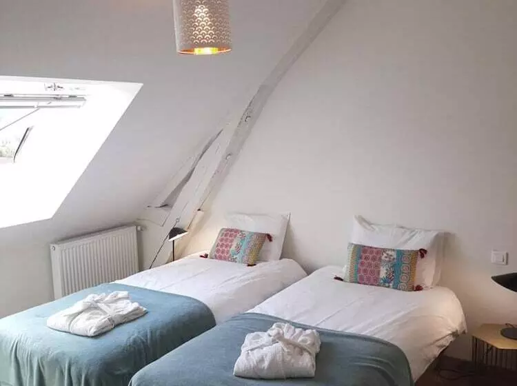 Aamiaismajoitus (B&B) Le Feneau Maison D Hôtes