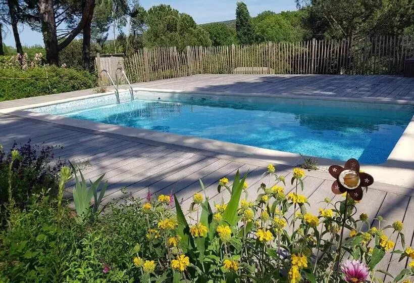 ベッドアンドブレックファースト Mas Des Ballats