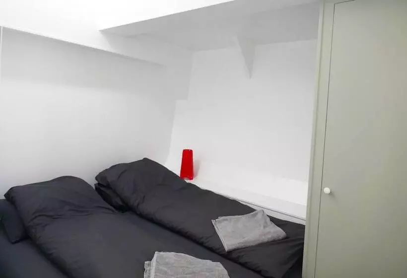 Boathotel Rotterdam Wilhelmina