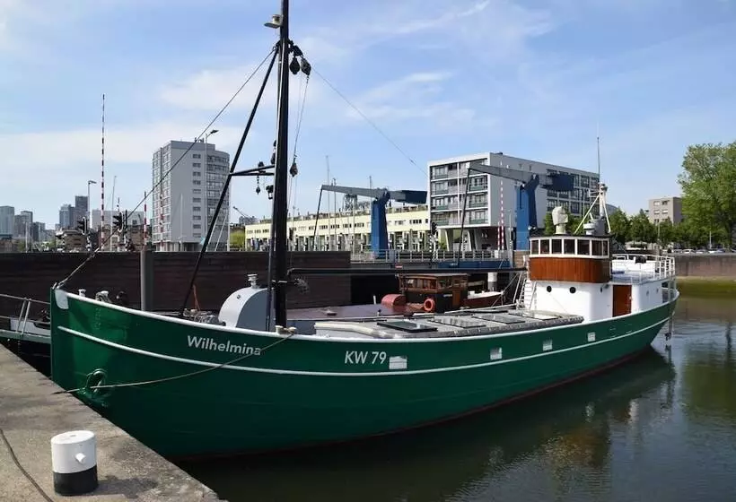 Boathotel Rotterdam Wilhelmina