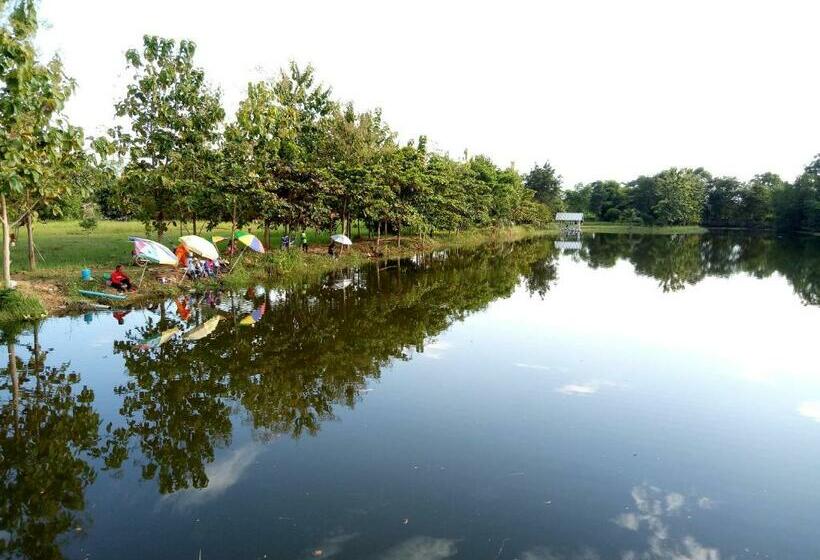 호텔 Baan Suan Chiva Saran