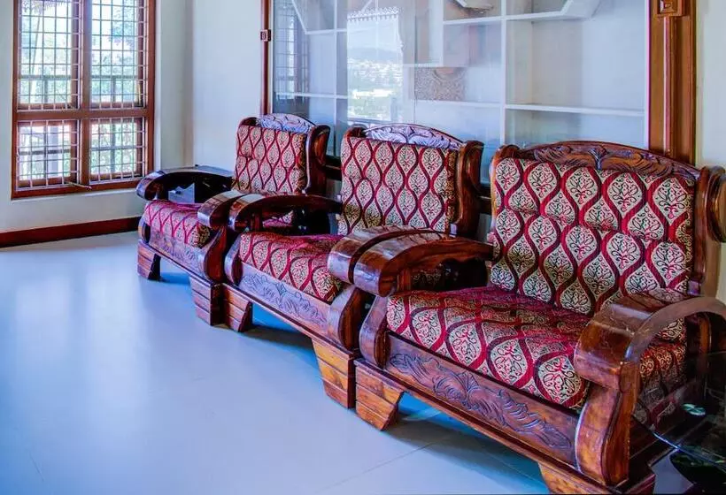 Hotelli Bgrows Holiday Homes - Pushpa Villa By Oyo Rooms