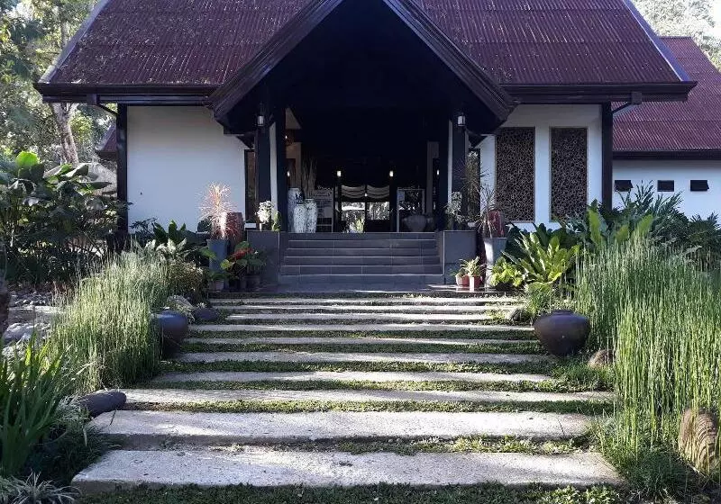 Hotelli Calape Forest Resort