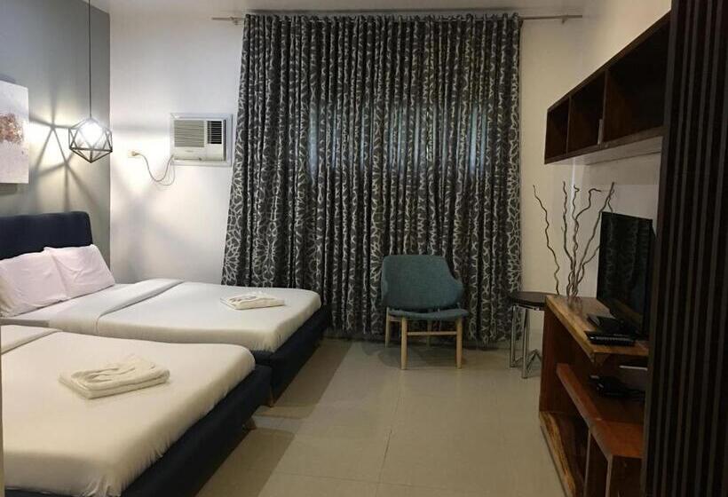 בית מלון כפרי Calape Forest Resort